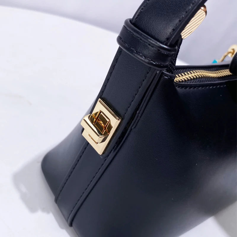 Elegant Women's Shoulder Bag with Sparkling Details