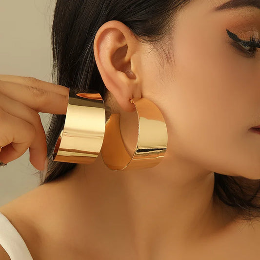 KMVEXO Chic Huggie Hollow Hoop Earrings